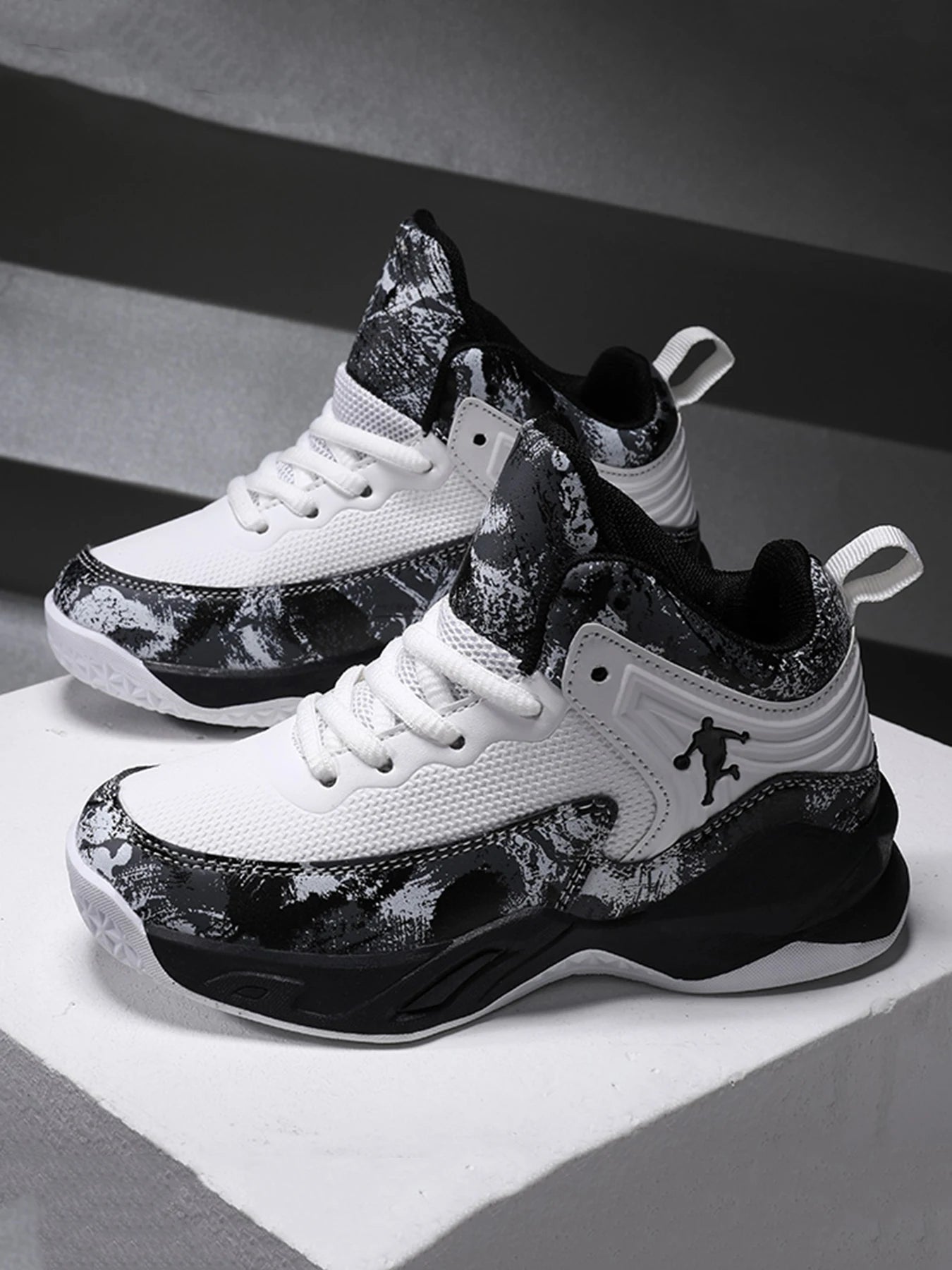 CourtSwift Kids Sneakers