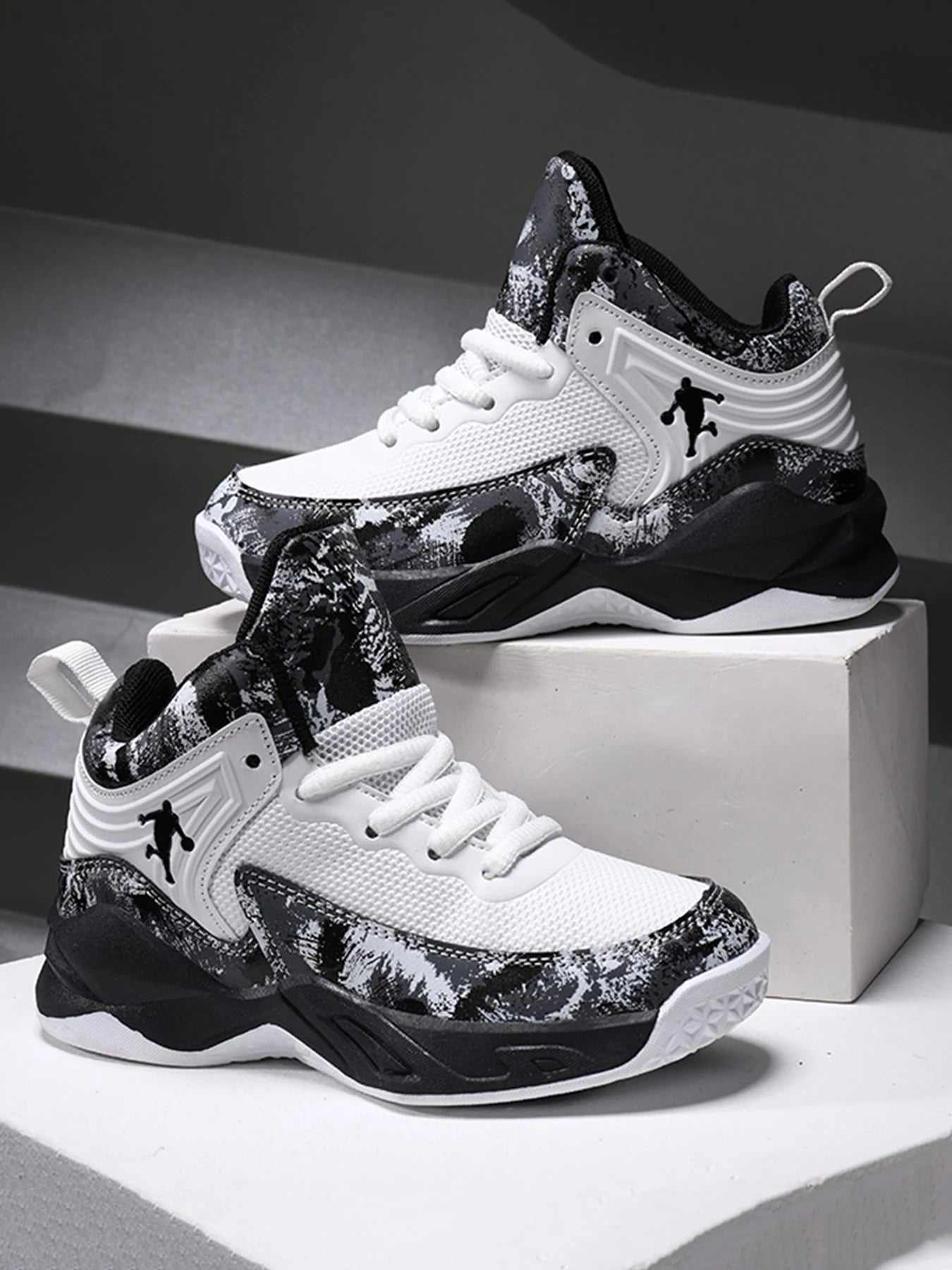 CourtSwift Kids Sneakers